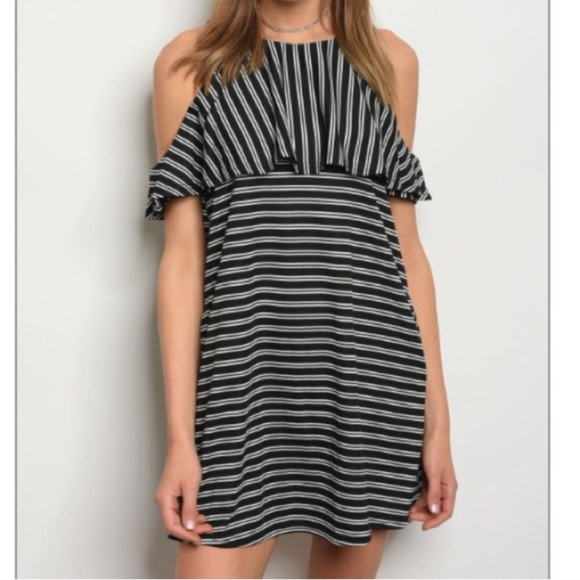 Striped cold shoulder dress - Picture 1 of 3